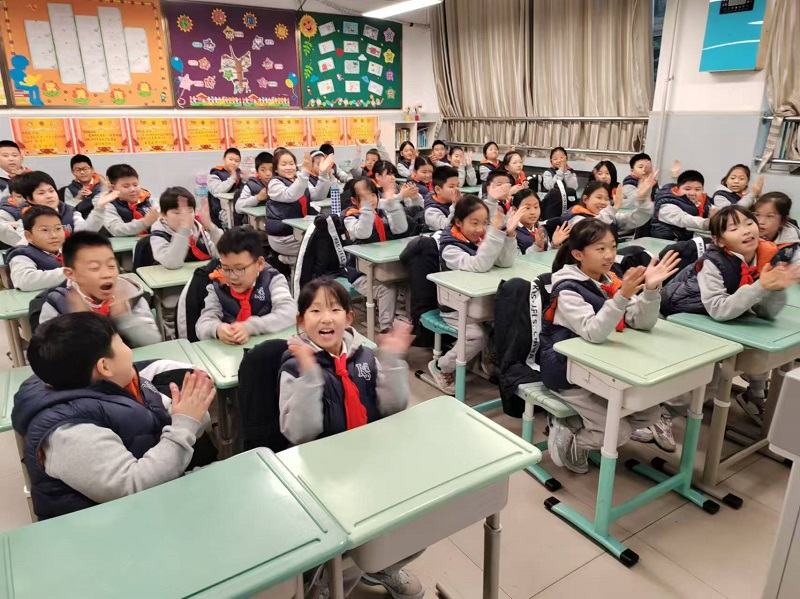 2024121805 2024121805